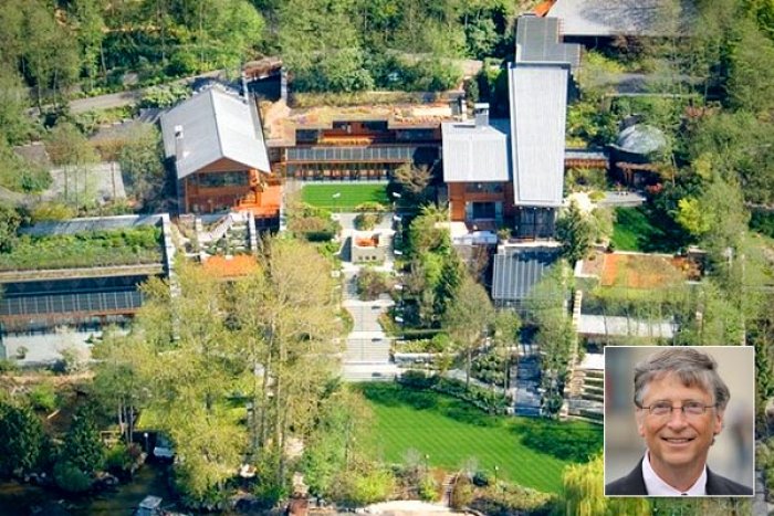 bill gates mansion 1 700x467